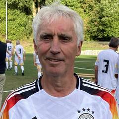 Manfred Lesting